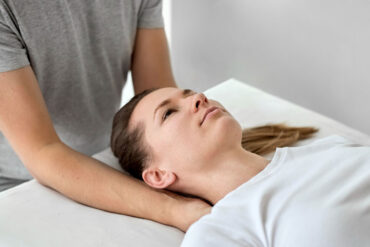 Számolás helyett pihenés: Hogyan segít a Shiatsu az alvásminőség javításában?